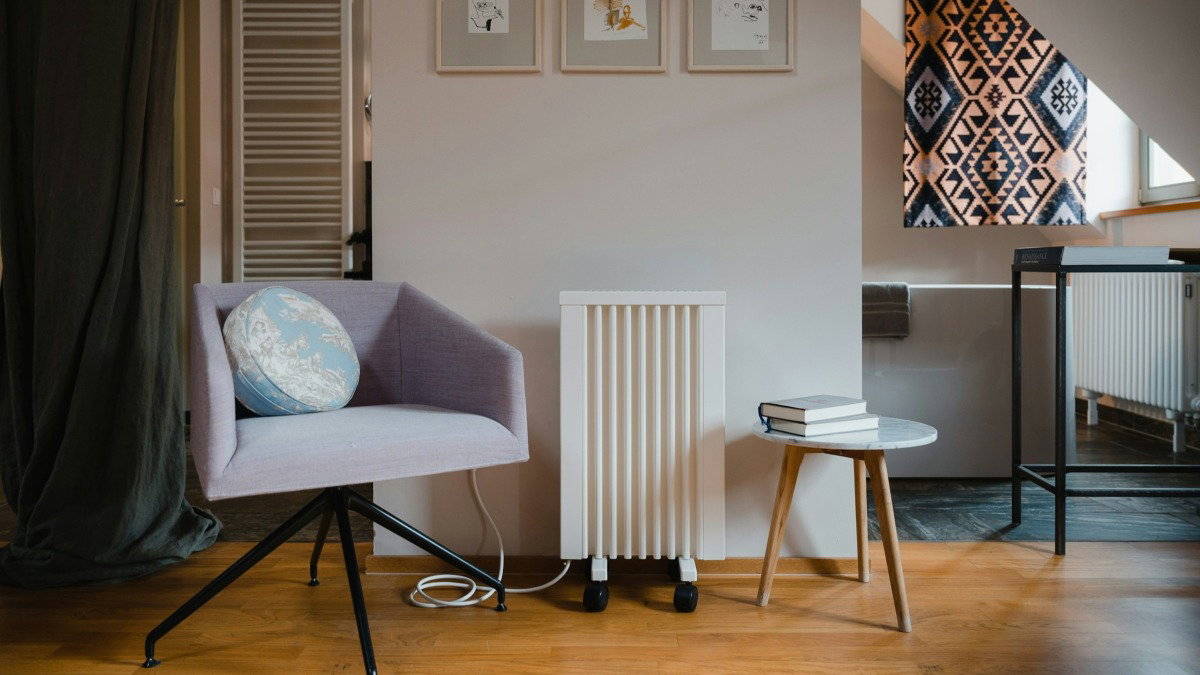 Como reduzir a conta de luz no inverno usando um plug inteligente